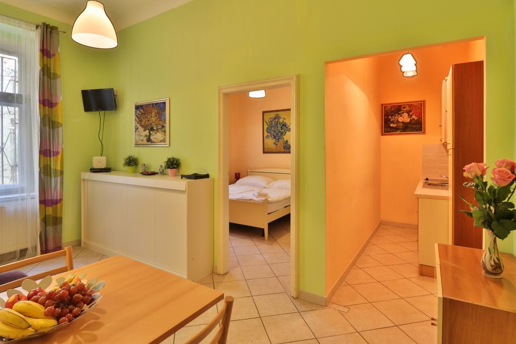 Apartment Na Kozacce 6 Prague Room photo